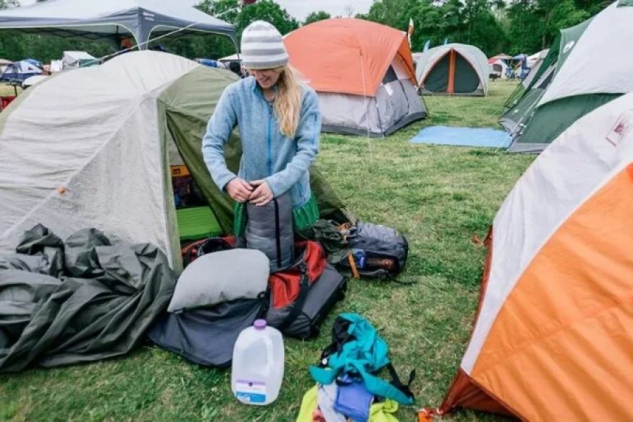 How to Plan a Weekend Camping Trip with Minimal Gear