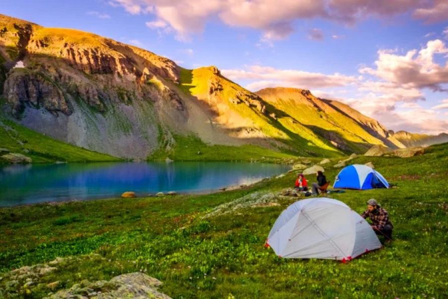 Best Campsites for Hiking Beginners in the U.S. – Top Places to Start Your Adventure