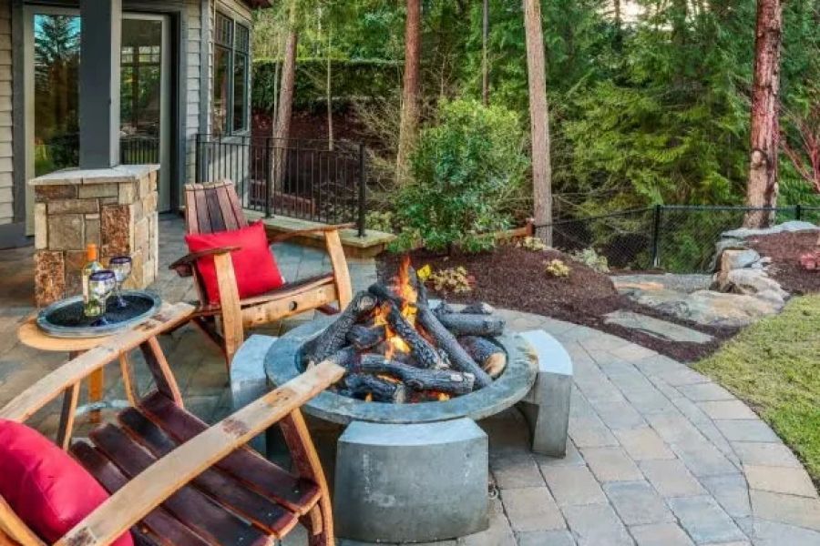 How to Build a Safe and Fun Campfire Ring for Your Outdoor Adventures