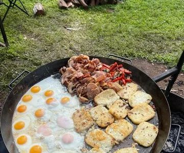 How to Cook Campfire Breakfast Like a Pro – Essential Tips and Recipes