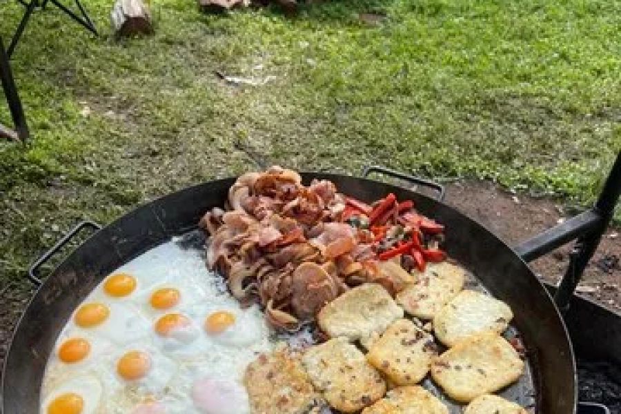 How to Cook Campfire Breakfast Like a Pro – Essential Tips and Recipes