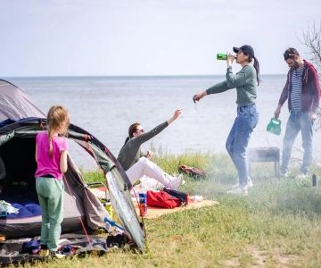 How to Keep Your Campsite Clean and Tidy: Essential Tips for Outdoor Cleanliness