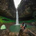 How to Camp Near Waterfalls: Tips and Best Locations