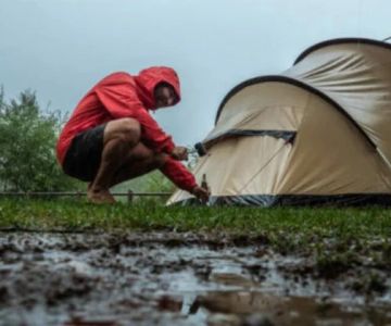 How to Prepare for Rainy Weather During Camping