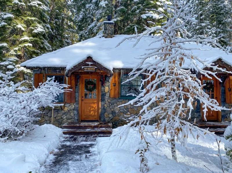 Cottages Near Me with Winter Holiday Packages