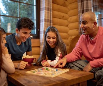 Cottages Near Me with Board Games and Family Activities for a Perfect Getaway