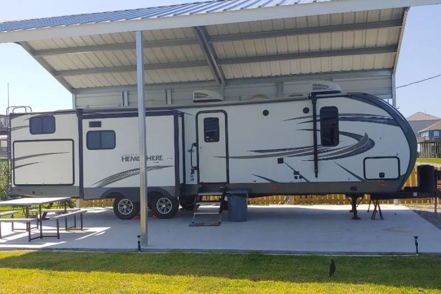 RV Parks vs. Dry Camping: What the Trade-Offs Are