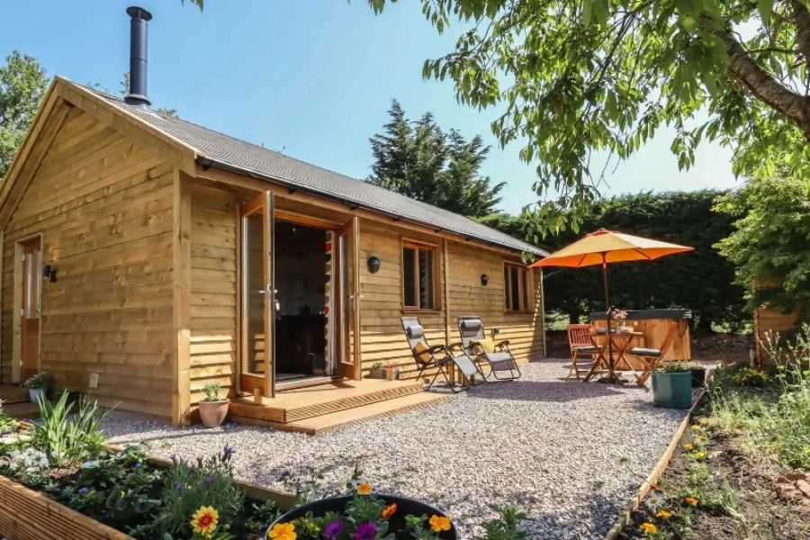 Cottages Near Me That Are Great for Couples’ Photoshoots