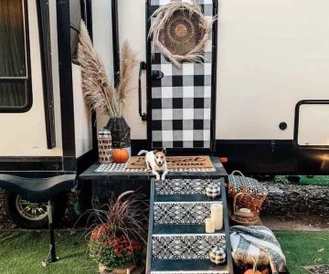 How to Celebrate the Holidays from Your RV: Tips and Ideas
