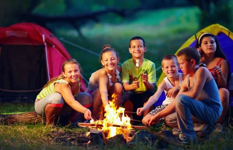 Campfire Stories and the Benefits of Outdoor Time for Kids