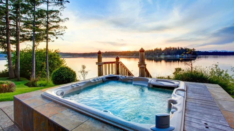 Cottages Near Me That Feature Outdoor Hot Tubs