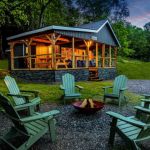 Glamping & Cozy Cottage Rentals Near Me: A Stylish Outdoor Retreat