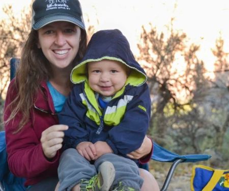 How to Keep Kids Warm While Camping in the Fall