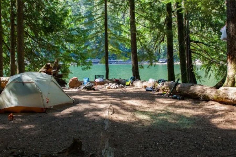 Top Campgrounds Near National Lakeshores and Rivers