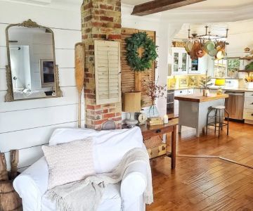 Cottages Near Me with Cozy Winter Interiors