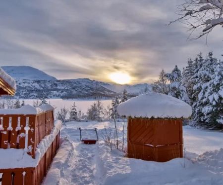 Cottages Near Me with Amazing Winter Sunrise Views