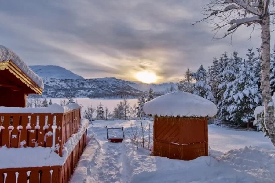 Cottages Near Me with Amazing Winter Sunrise Views