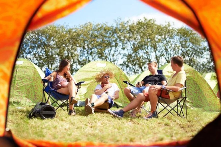 How to Camp Comfortably During Winter Festivals: Essential Tips and Gear