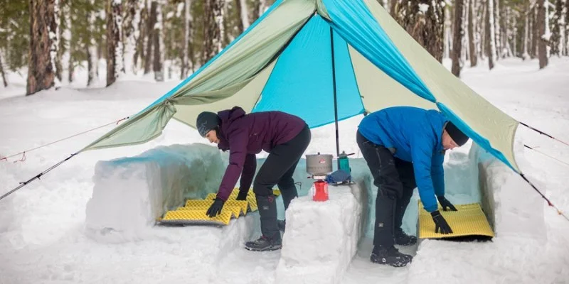 How to Enjoy Camping Even When It Snows: Tips for Winter Camping
