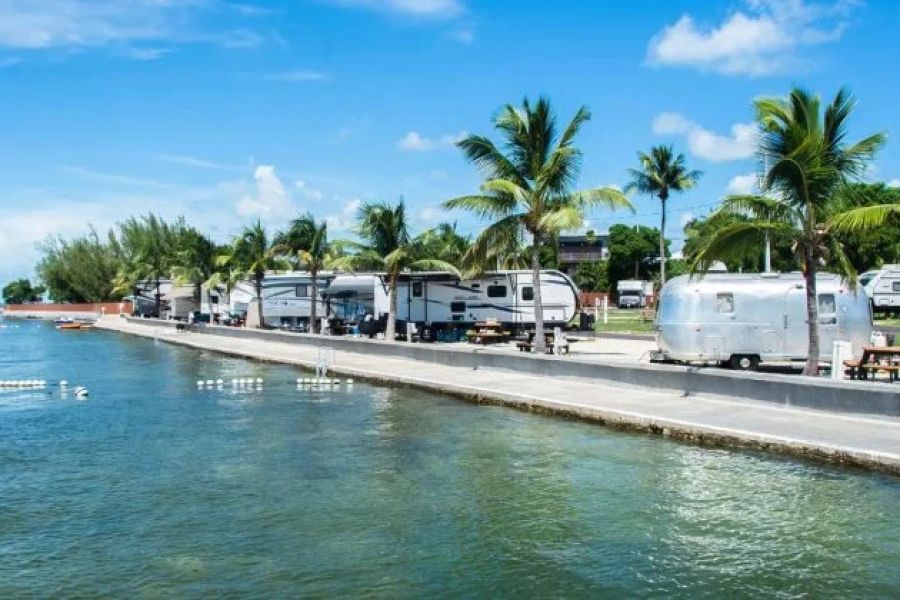 RV Park Reviews: Key Factors to Check Before Booking Your Stay