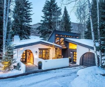 Cottages Near Me for a Winter Wonderland Experience