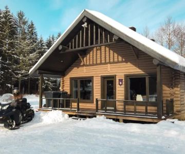 Cottages Near Me That Offer Free Snow Gear Rentals