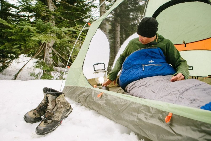 How to Camp Comfortably in Snowy Weather