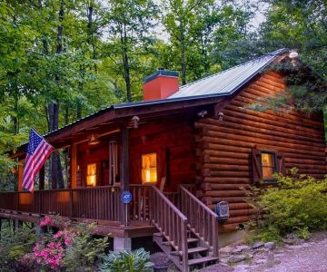 Cottages Near Me with Stunning Riverfront Views | Camp Spotter