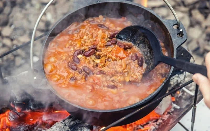 How to Cook Campfire Chili for Large Groups: A Step-by-Step Guide