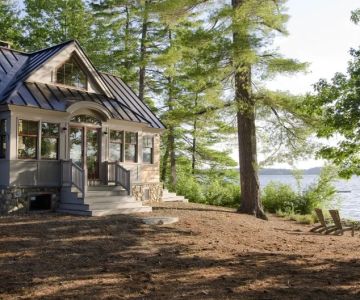 Top Cottages Near Me with Private Trails