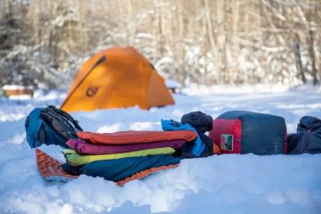 How to Winter Camp with Minimal Equipment