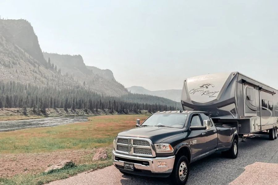 How to Travel the U.S. by RV on a Tight Budget