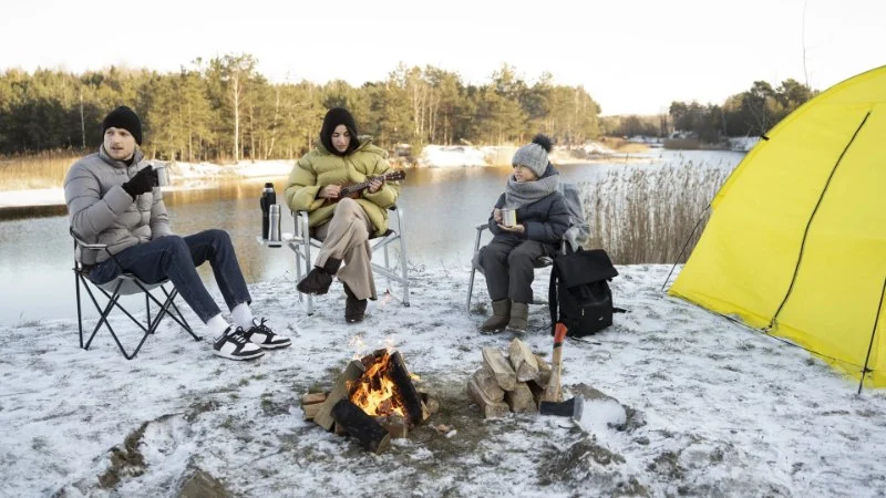 How to Create the Perfect Winter Camping Playlist
