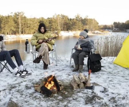 How to Create the Perfect Winter Camping Playlist