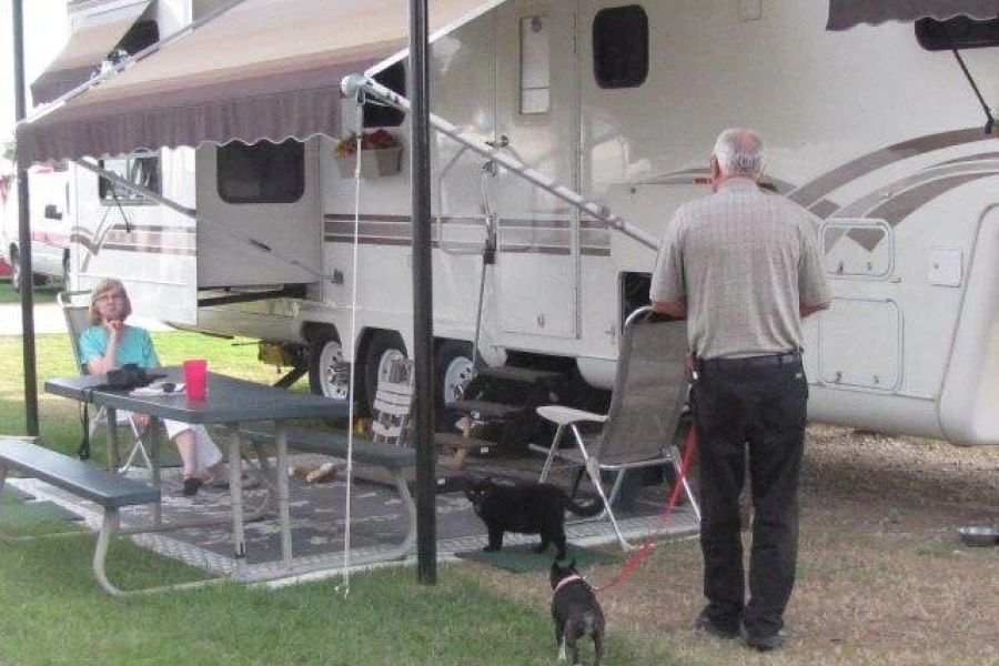 RV Park Pet Policies You Should Know Before Booking