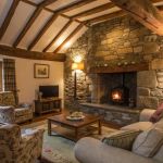 Cottages Near Me with Indoor Fireplaces for Cozy Nights