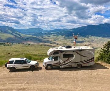 RV Life Lessons from Full-Time Travelers: Insights for a Successful Road Life