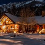 Cottages Near Me That Feature Winter Hiking Trails | Camp Spotter
