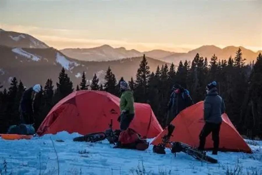 How to Plan a Multi-Day Winter Camping Expedition