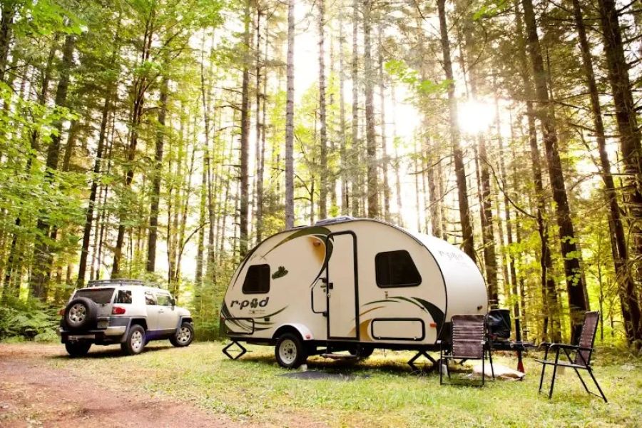 How to Camp on a Tight Schedule: Weekend-Only Tips