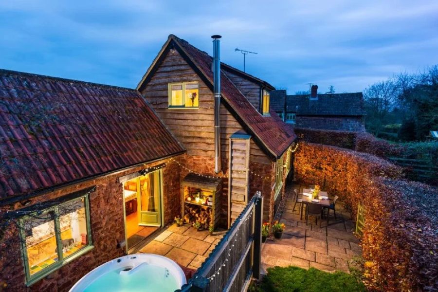 Cottages Near Me That Are Perfect for Couples’ Photoshoots