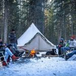 How to Plan a Winter Camping Adventure with Friends in the US